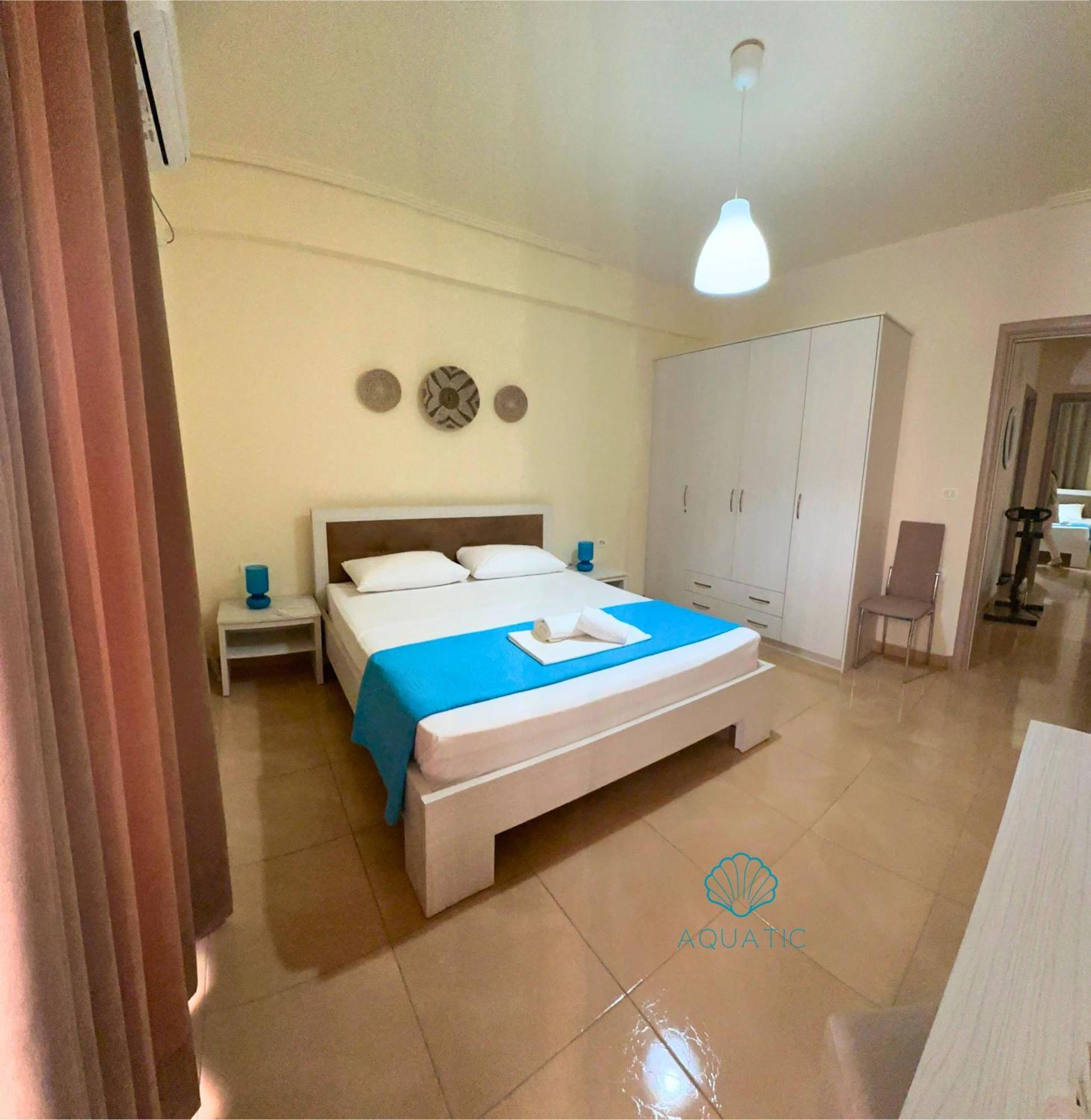 Aquatic Apartments Saranda Extérieur photo