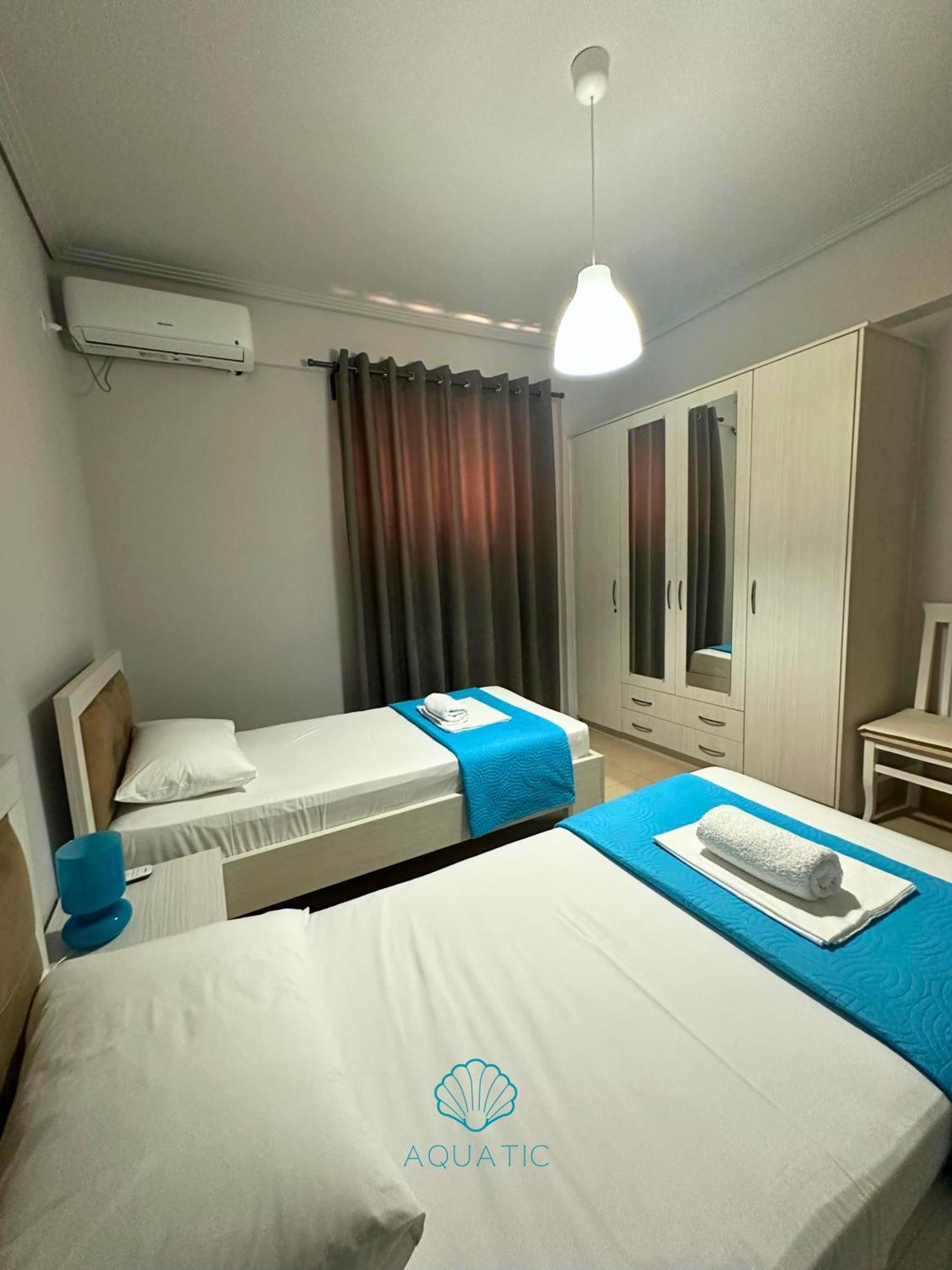Aquatic Apartments Saranda Extérieur photo